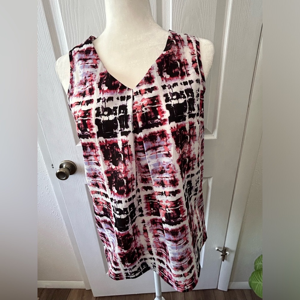 *Olive and Oak Sleeveless Top